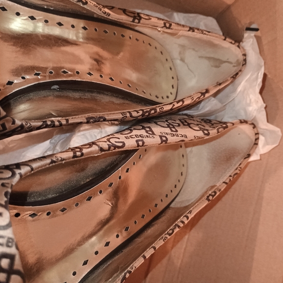 BCBG Girls Brown Heels - Picture 4 of 12